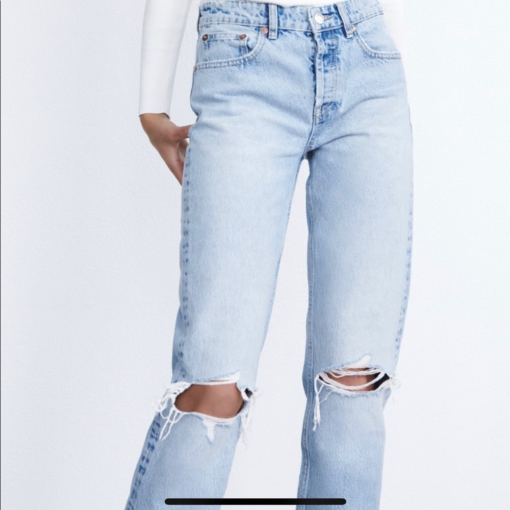 Ripped Straight Jeans